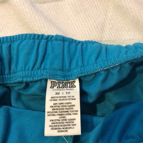 Pink by victoria secret- Shorts - Picture 4 of 4